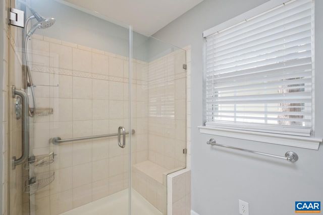 325 STONE ORCHARD DR, Nellysford, VA 22958