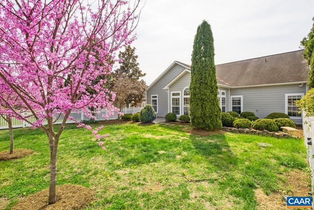 325 STONE ORCHARD DR, Nellysford, VA 22958