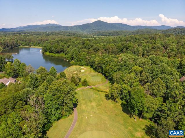 325 STONE ORCHARD DR, Nellysford, VA 22958