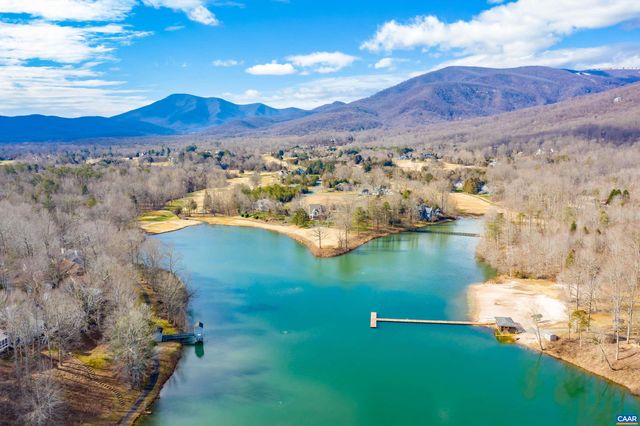 325 STONE ORCHARD DR, Nellysford, VA 22958