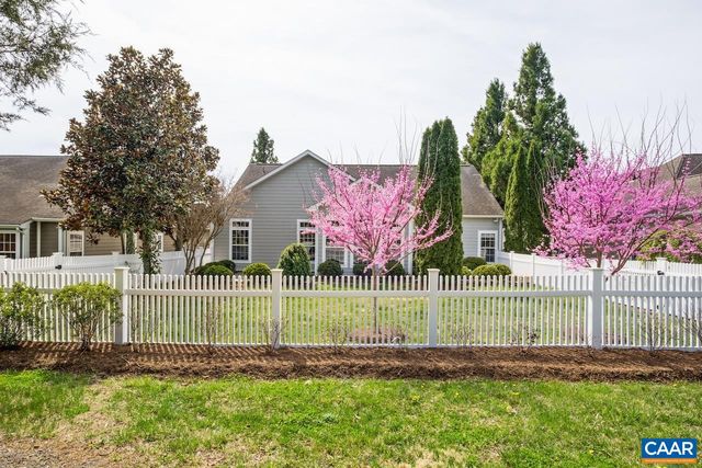325 STONE ORCHARD DR, Nellysford, VA 22958