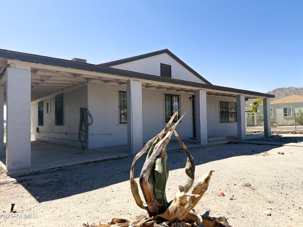 741 W Palo Verde Avenue N, Ajo, AZ 85321