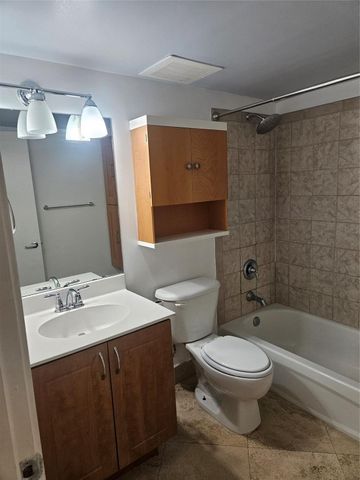 1555 N Treasure Drive 210, North Bay Village, FL 33141