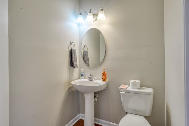 695 Flintrock Drive, Boiling Springs, SC 29316