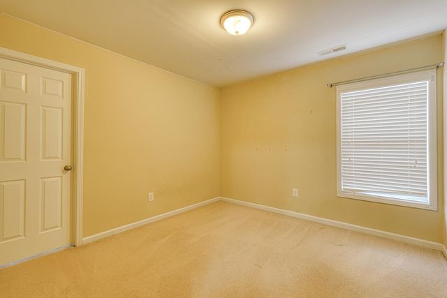 695 Flintrock Drive, Boiling Springs, SC 29316