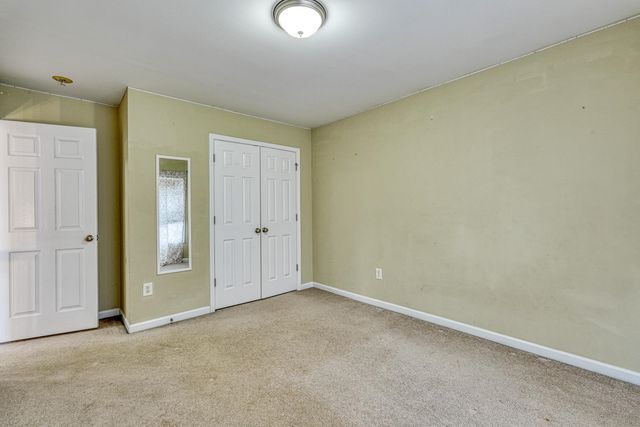 695 Flintrock Drive, Boiling Springs, SC 29316