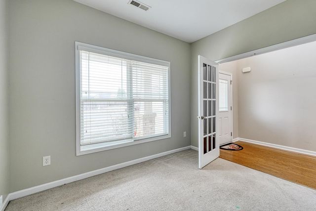 695 Flintrock Drive, Boiling Springs, SC 29316