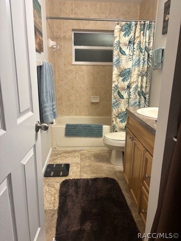 736 W Bancroft Drive, Citrus Springs, FL 34434