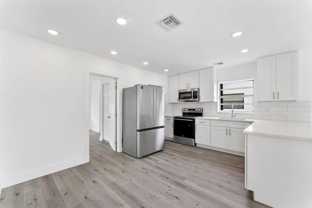 488 NW 2nd Terrace, Deerfield Beach, FL 33441