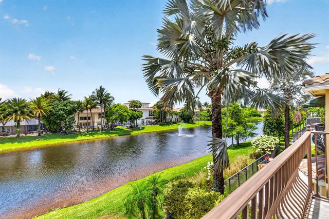 9898 Coronado Lake Drive, Boynton Beach, FL 33437