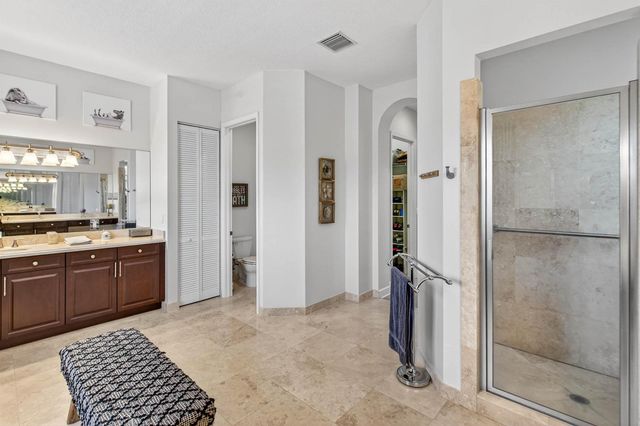 9898 Coronado Lake Drive, Boynton Beach, FL 33437