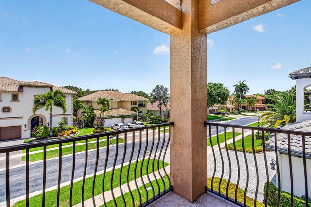 9898 Coronado Lake Drive, Boynton Beach, FL 33437