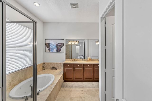 9898 Coronado Lake Drive, Boynton Beach, FL 33437