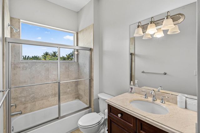 9898 Coronado Lake Drive, Boynton Beach, FL 33437
