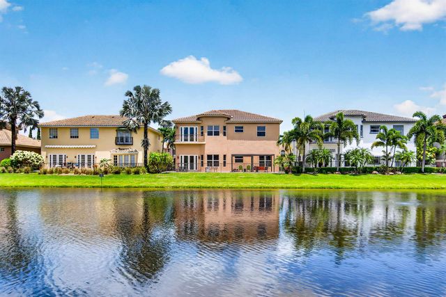 9898 Coronado Lake Drive, Boynton Beach, FL 33437