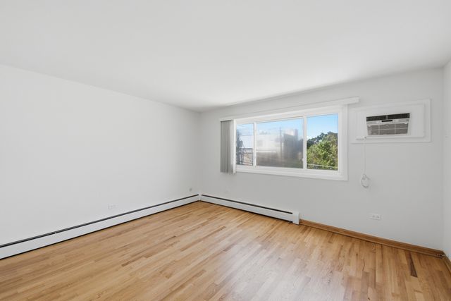 1363 PERRY Street 3A, Des Plaines, IL 60016