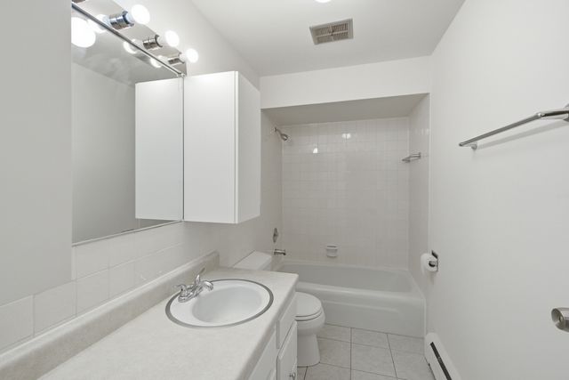 1363 PERRY Street 3A, Des Plaines, IL 60016