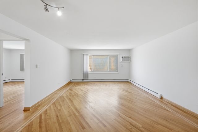 1363 PERRY Street 3A, Des Plaines, IL 60016