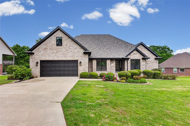 14864 Park Ridge Drive, Lowell, AR 72745