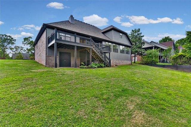 14864 Park Ridge Drive, Lowell, AR 72745