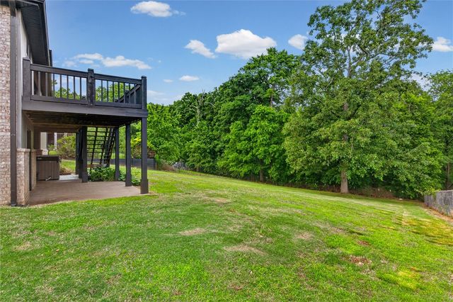 14864 Park Ridge Drive, Lowell, AR 72745