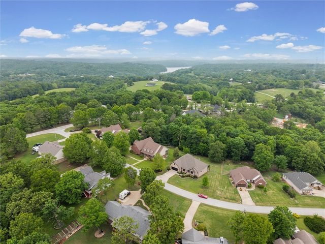 14864 Park Ridge Drive, Lowell, AR 72745