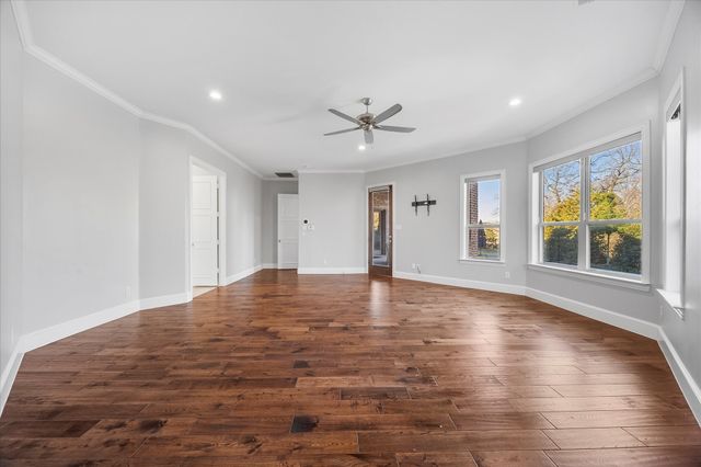 236 Summer Tanager Lane, Heath, TX 75032