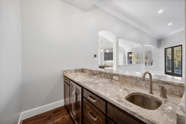 236 Summer Tanager Lane, Heath, TX 75032