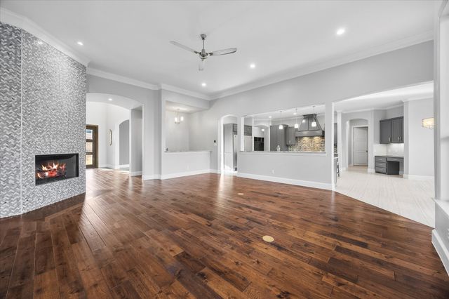 236 Summer Tanager Lane, Heath, TX 75032