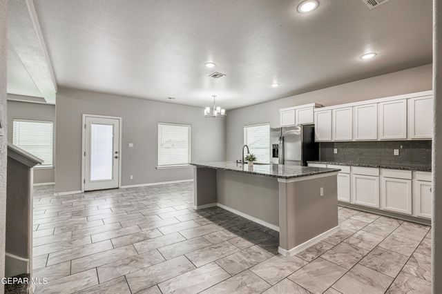 300 La Puesta Drive, El Paso, TX 79932