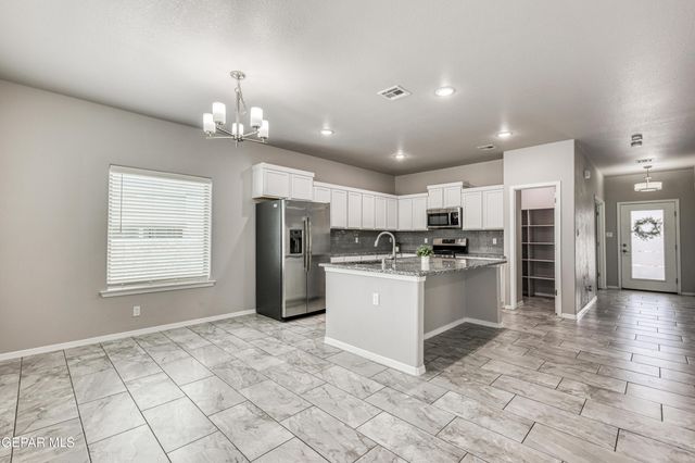 300 La Puesta Drive, El Paso, TX 79932
