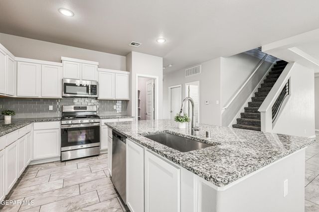 300 La Puesta Drive, El Paso, TX 79932