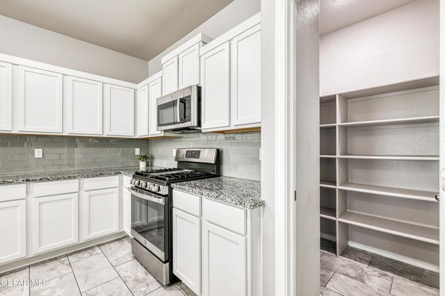 300 La Puesta Drive, El Paso, TX 79932