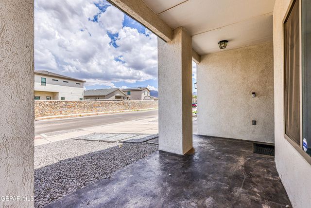 300 La Puesta Drive, El Paso, TX 79932