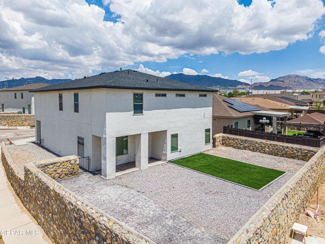 300 La Puesta Drive, El Paso, TX 79932