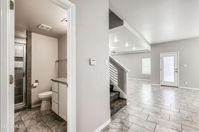 300 La Puesta Drive, El Paso, TX 79932