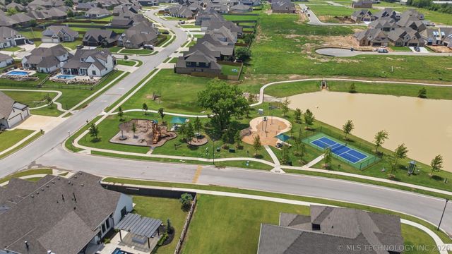 14257 S Delaware Place, Bixby, OK 74008