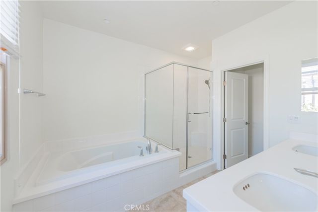 158 Damsel, Irvine, CA 92620