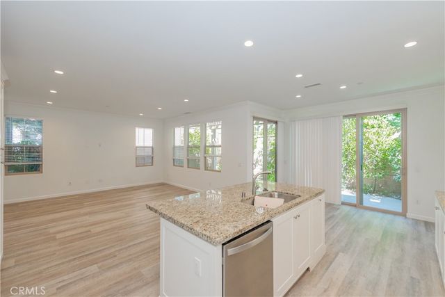 158 Damsel, Irvine, CA 92620