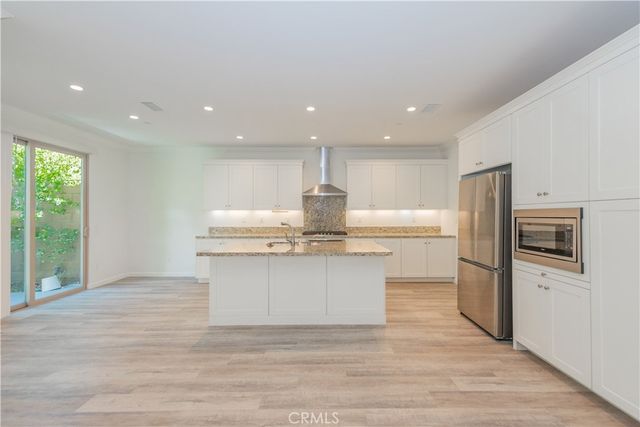 158 Damsel, Irvine, CA 92620