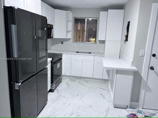 47 NW 47th Ave 10, Miami, FL 33126