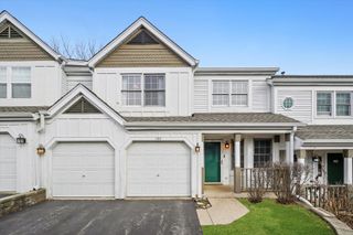 144 Spring Court N, Carpentersville, IL 60110