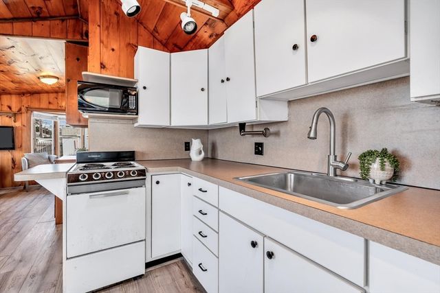 241 Old Wharf Rd Unit 155, Dennis, MA 02639