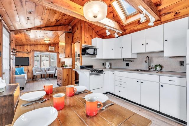 241 Old Wharf Rd Unit 155, Dennis, MA 02639