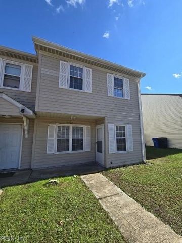 618 Aubrey DR, Virginia Beach, VA 23462