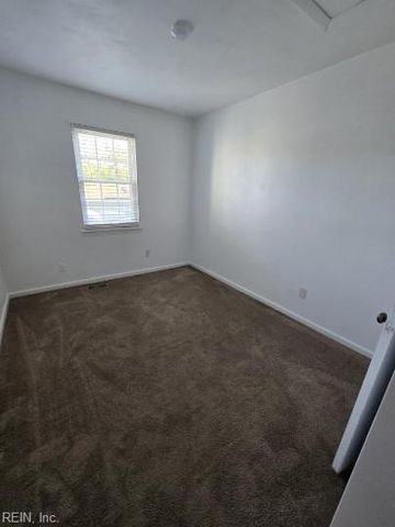 618 Aubrey DR, Virginia Beach, VA 23462