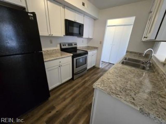 618 Aubrey DR, Virginia Beach, VA 23462