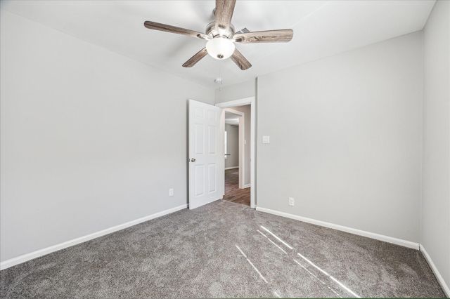 5320 Bell St, Houston, TX 77023