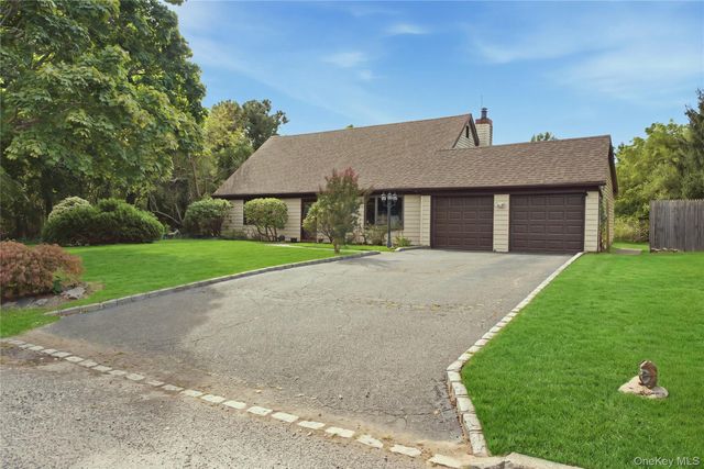 8 Imperial Drive, Miller Place, NY 11764