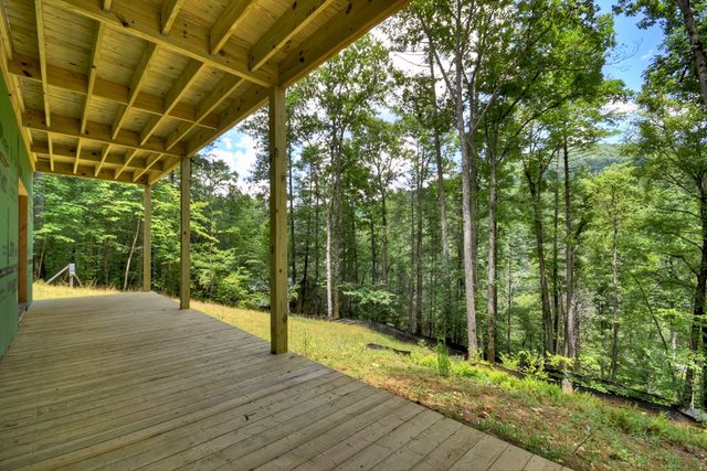 1551 Parker Road, Suches, GA 30572